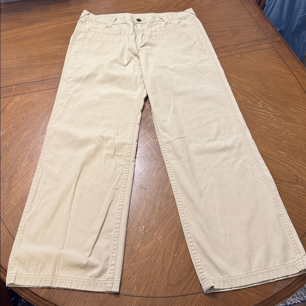 Kavu tan scoop front pockets wide leg 100% cotton pants size 8 29.5” inseam EUC